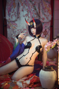 【画像】　中華娘のコスプレ、エッチすぎるｗｗｗｗｗ